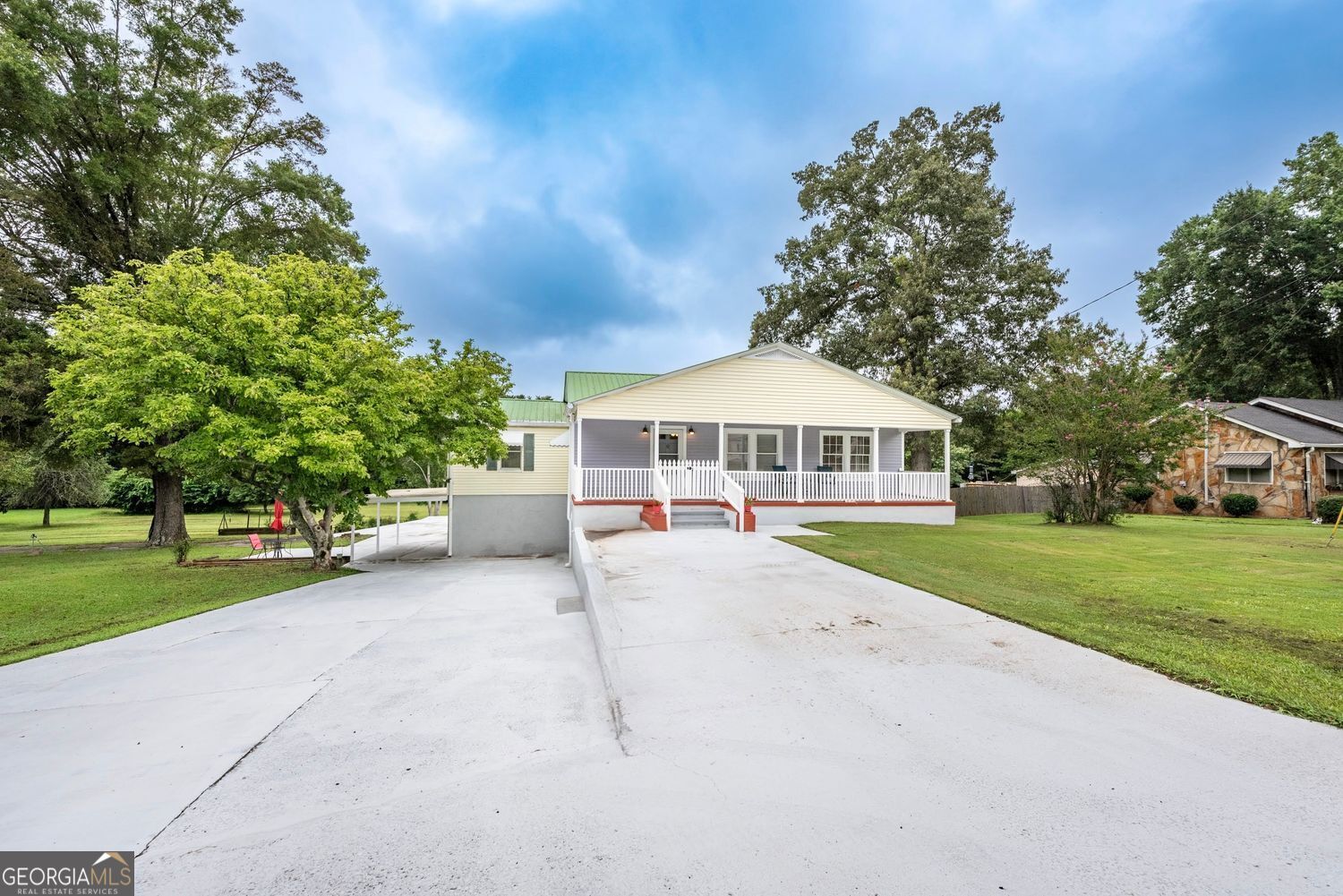 2508 Maple RD SE