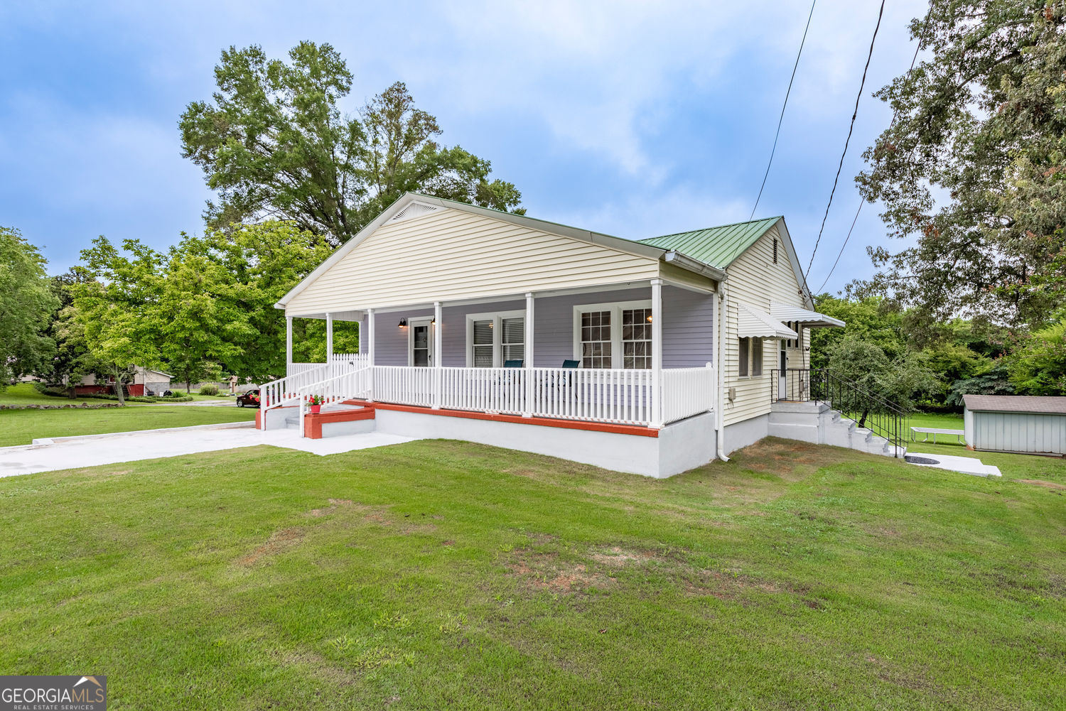 2508 Maple RD SE