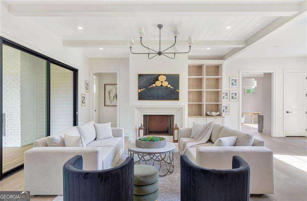 10908 Woodstock Road