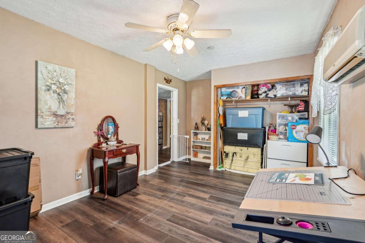 Sprayberry Heights - Residential