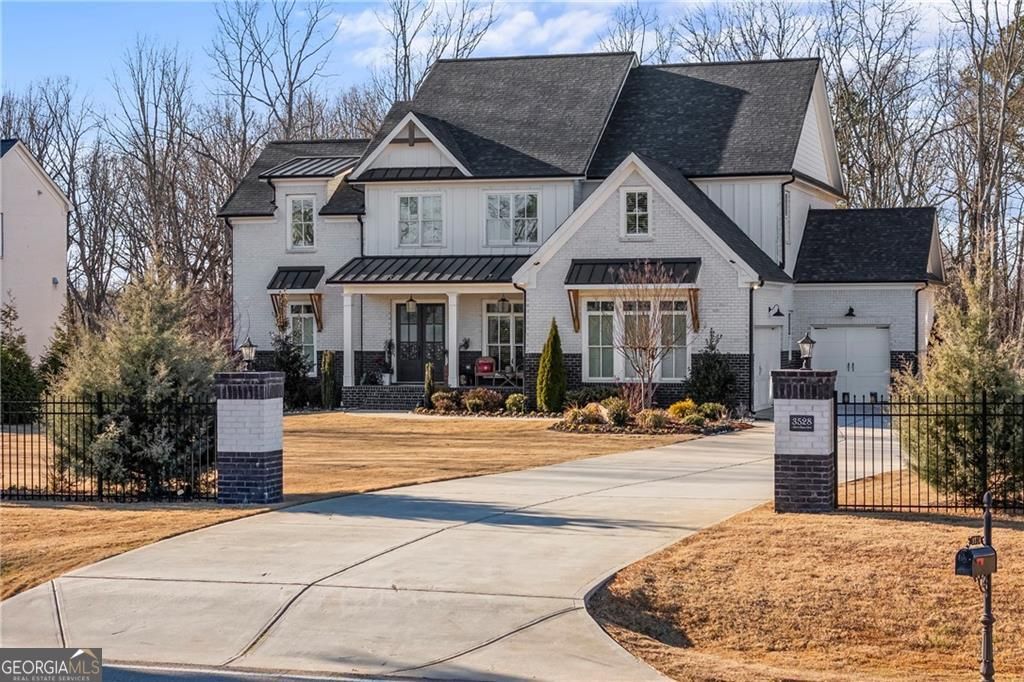 Photo of 3528 N Bogan Road, Buford, GA 30519 (MLS # 10690387)