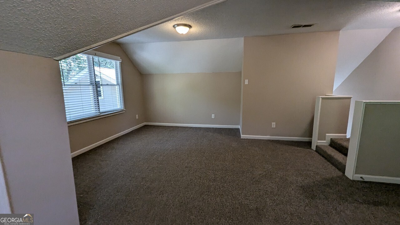 Coatsworth Manor - Residential