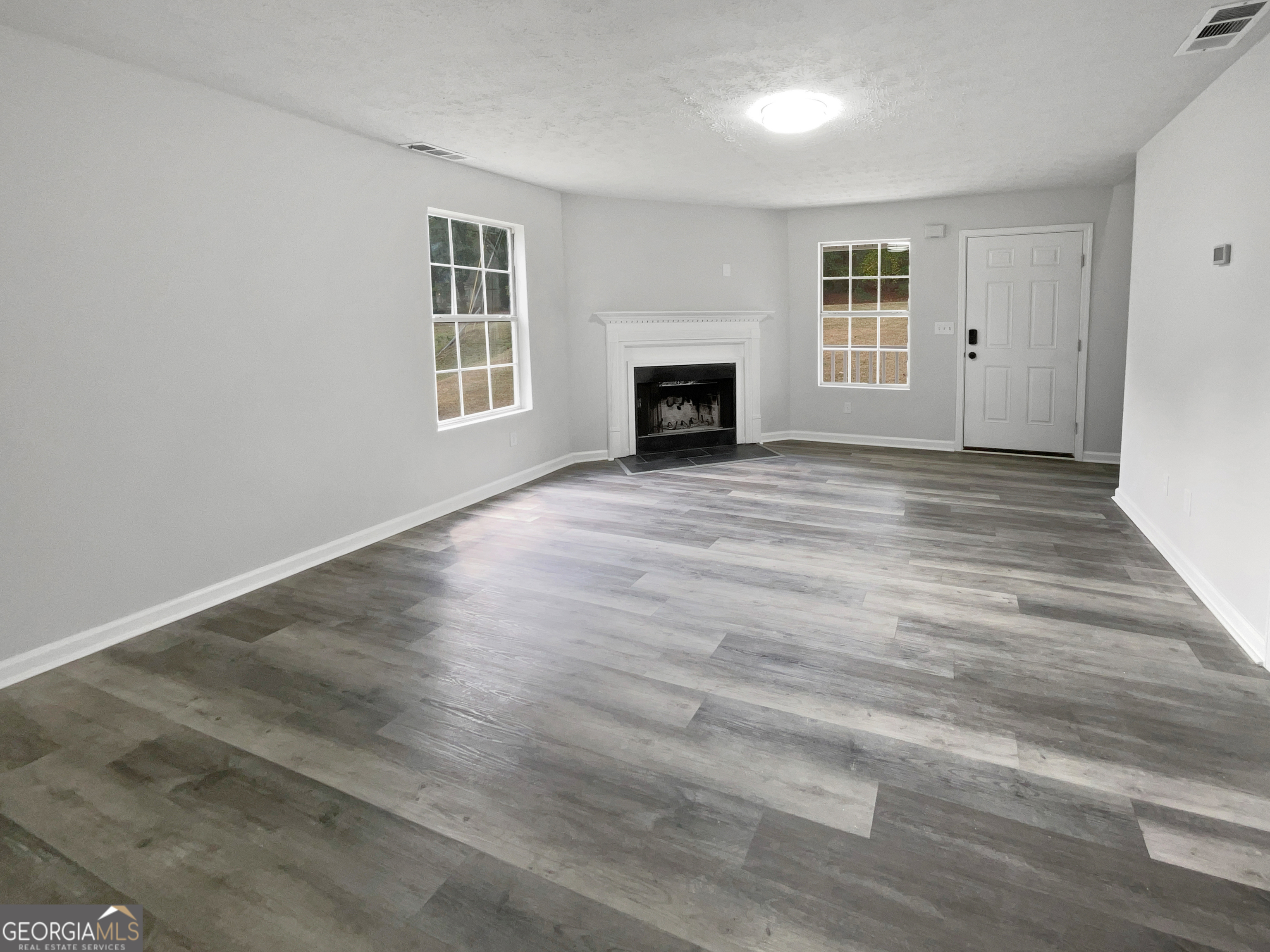 WOODWARD ESTATES - Residential