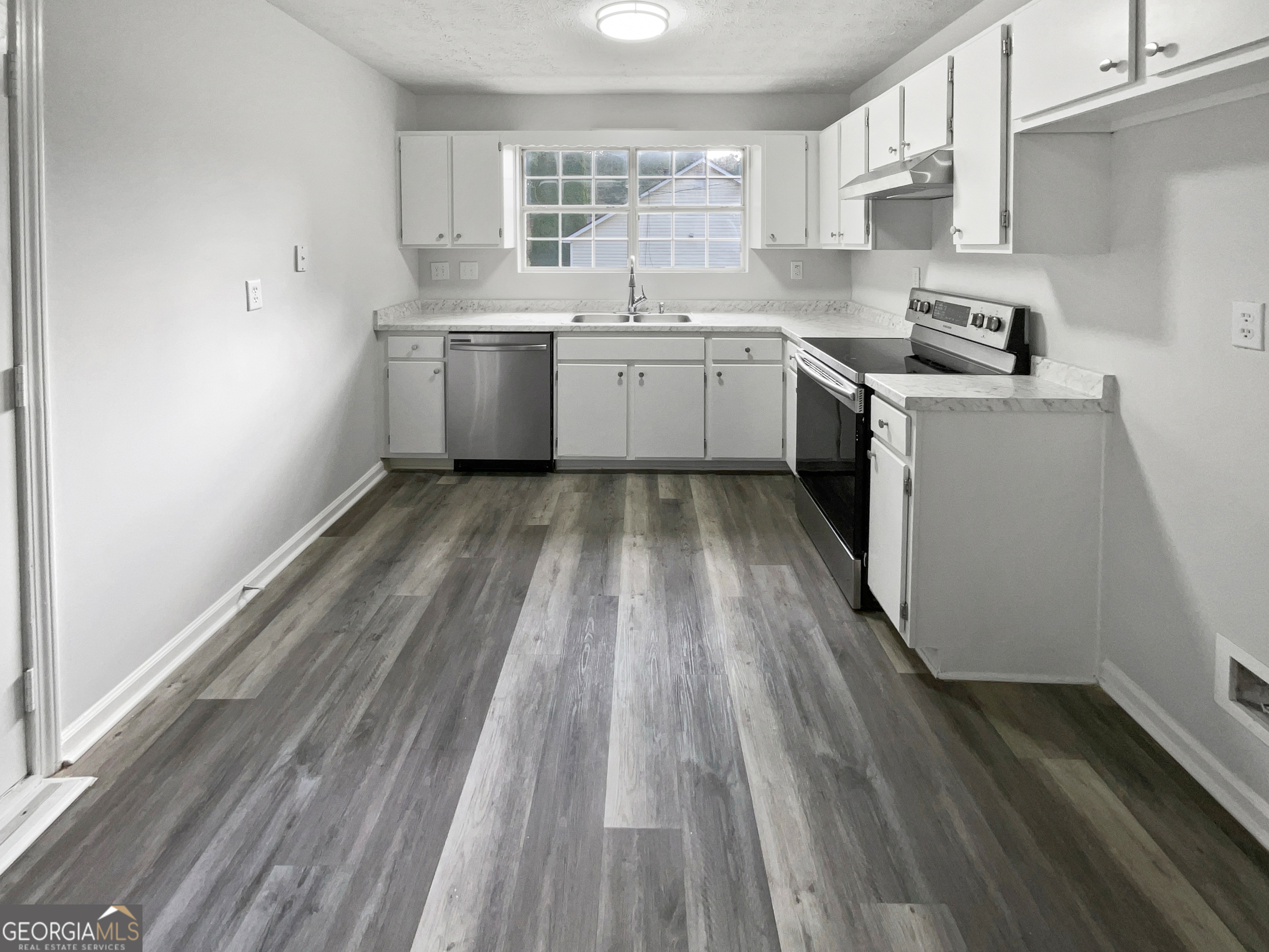 WOODWARD ESTATES - Residential