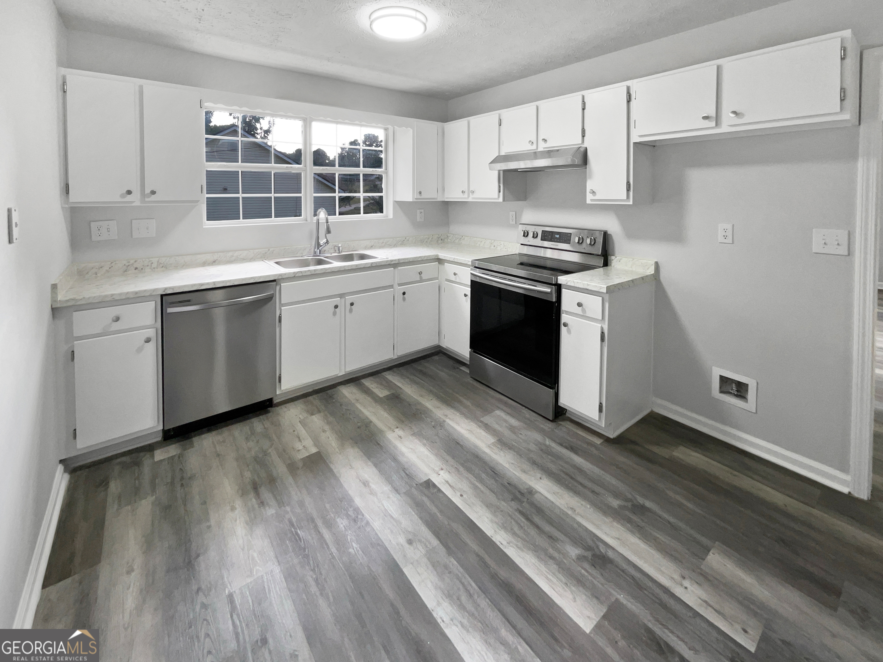 WOODWARD ESTATES - Residential