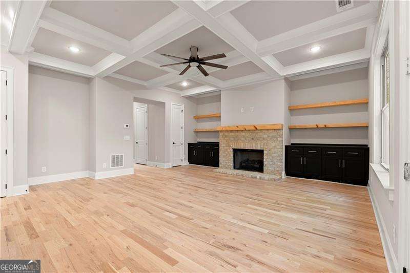 222 Trecastle SQ 21