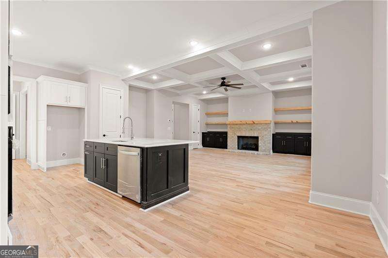 222 Trecastle SQ 21