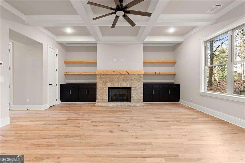 222 Trecastle SQ 21