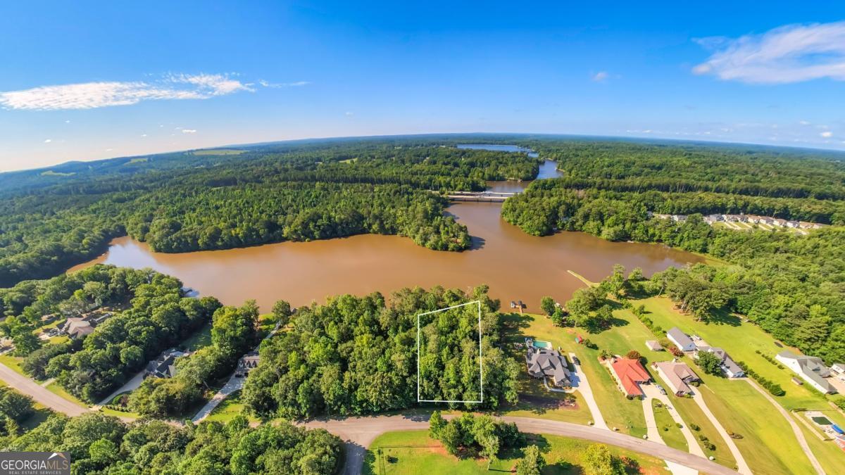 269 Lakeridge DR