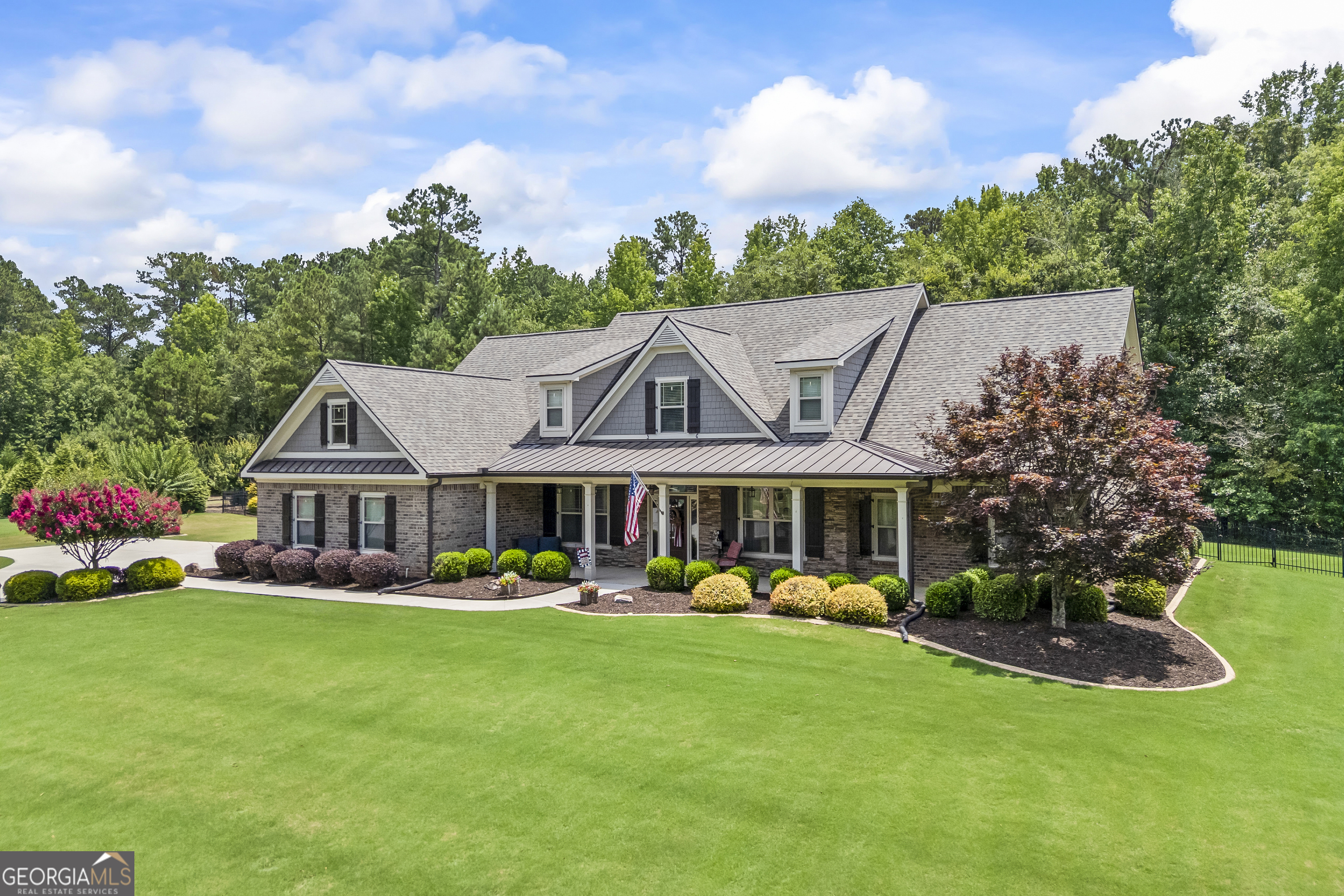 1211 Highgrove CT