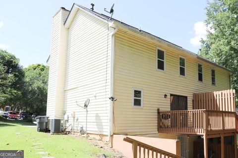 A home in Lilburn