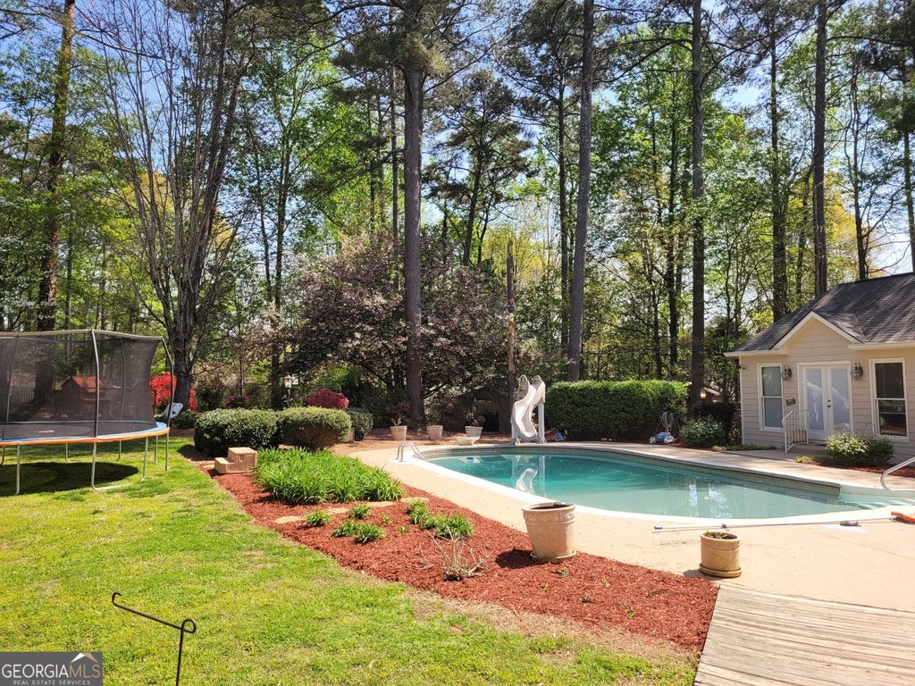 Photo of 180 Sycamore Bend, Fayetteville, GA 30214 (MLS # 10698480)