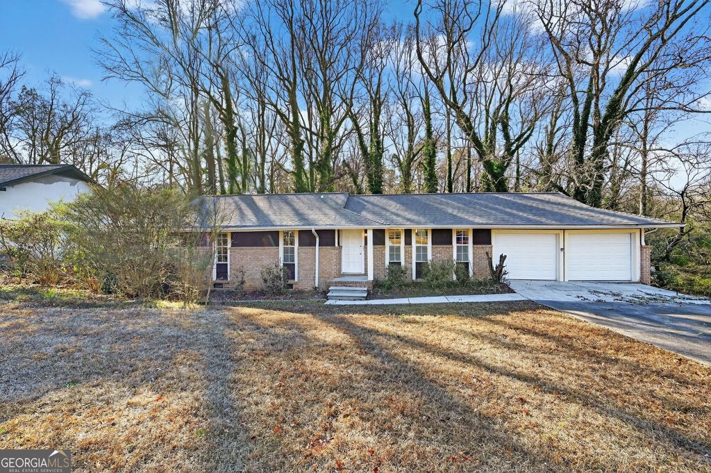 Photo of 4844 Zinzendorf Drive, Lithonia, GA 30038 (MLS # 10672030)