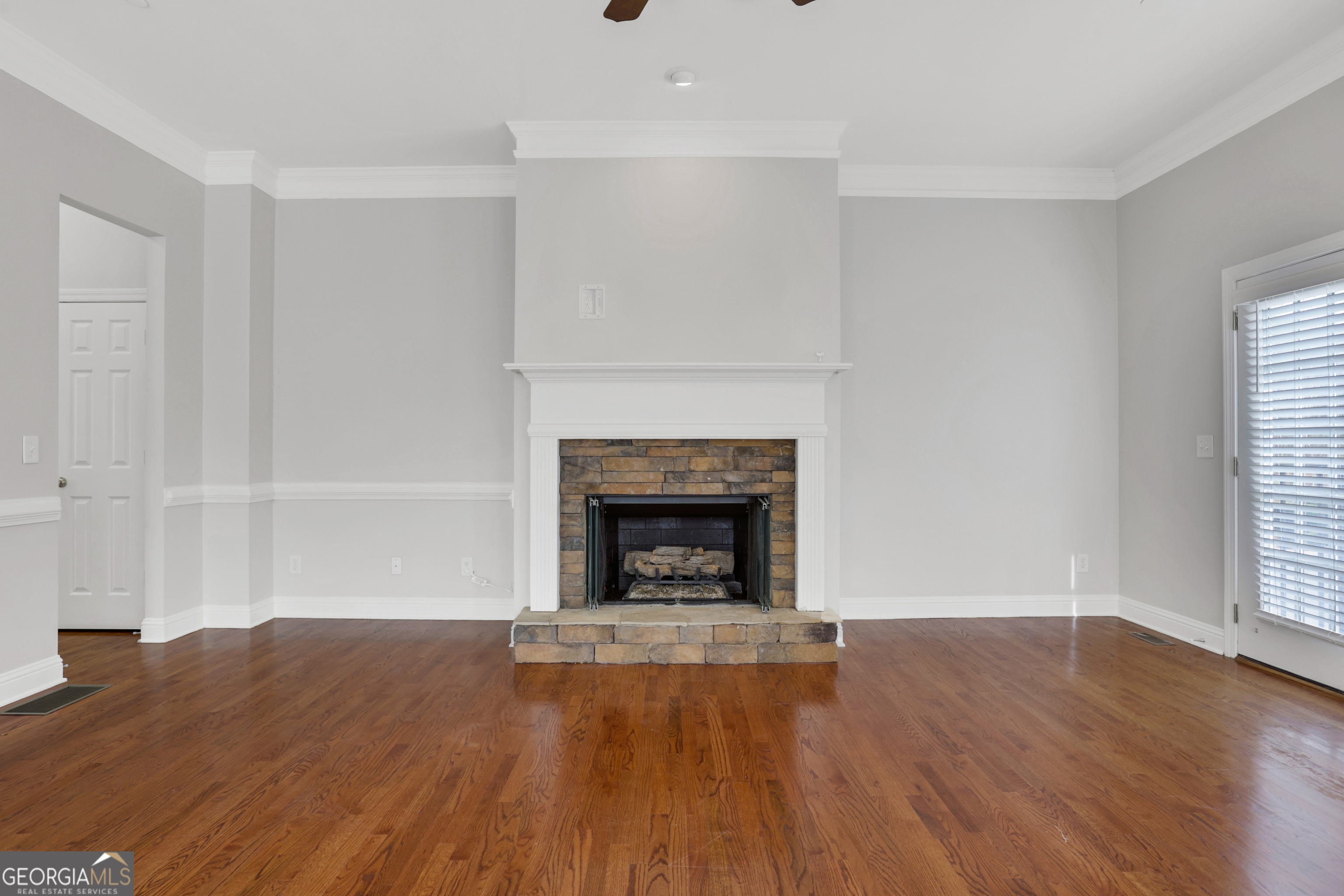 1206 Comet View TRL SE