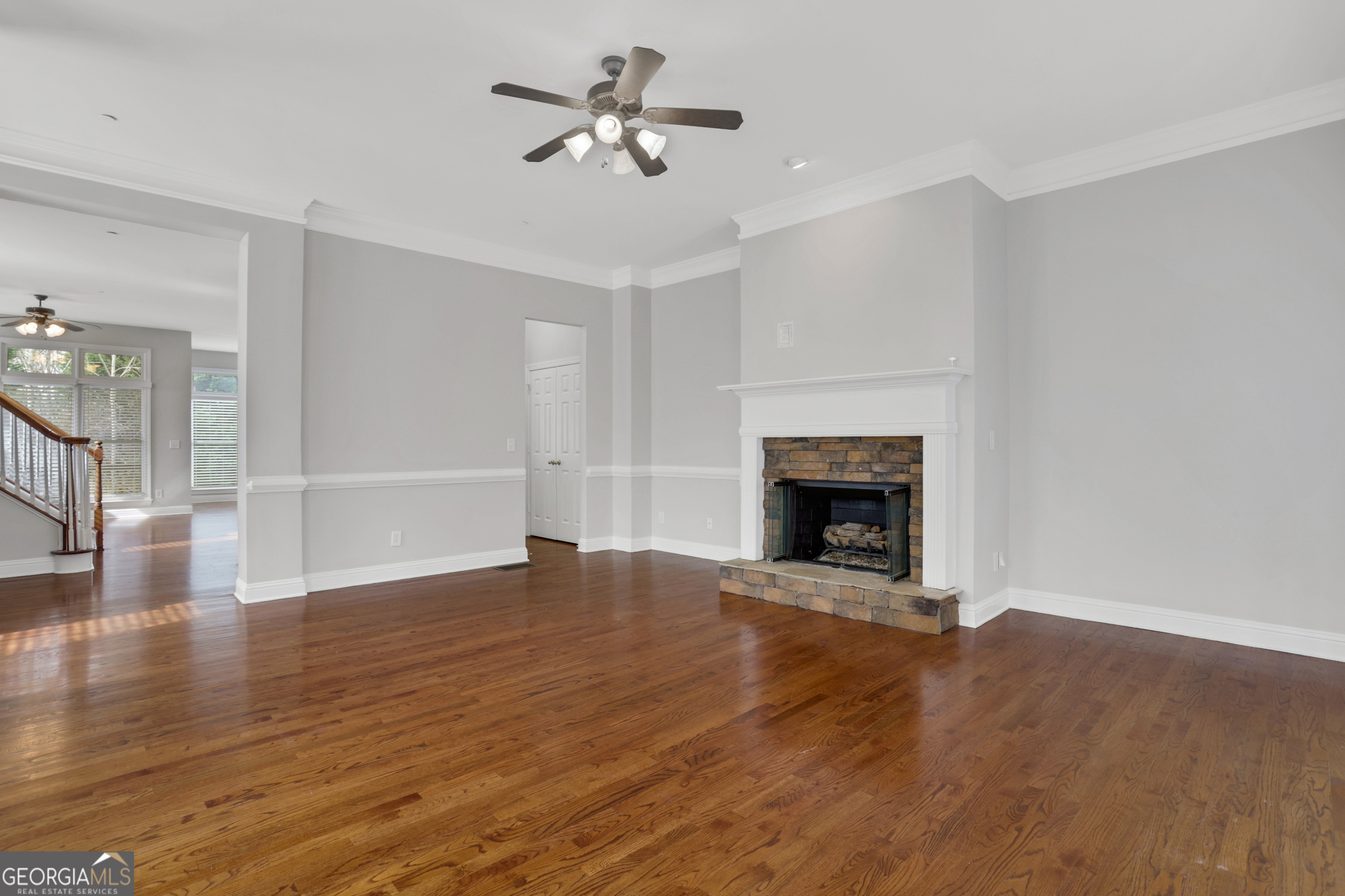 1206 Comet View TRL SE