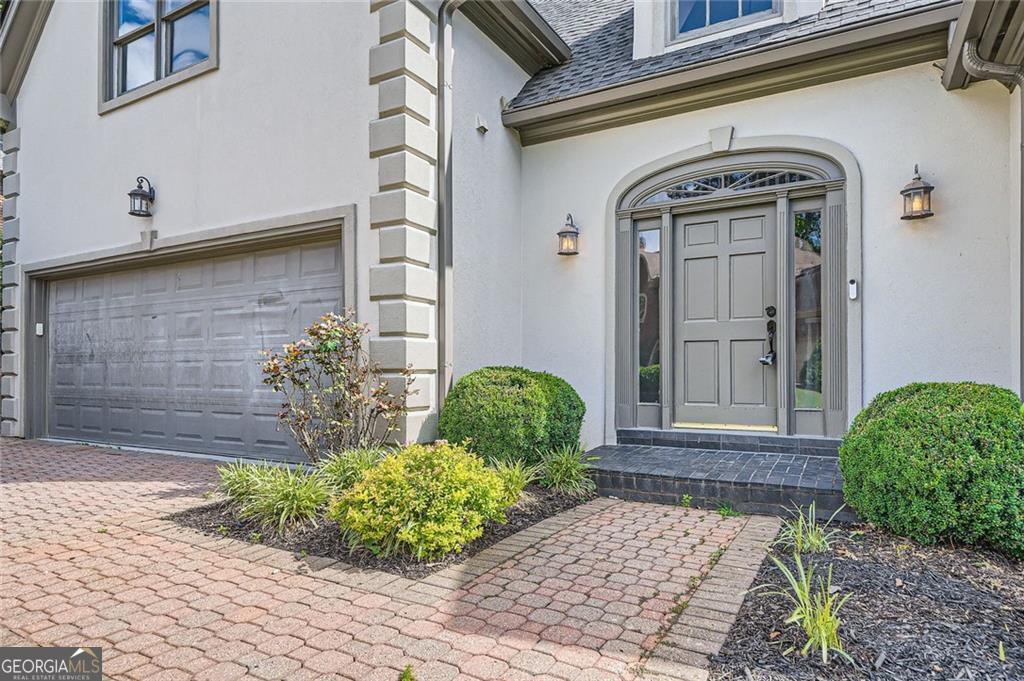 140 Grosvenor PL