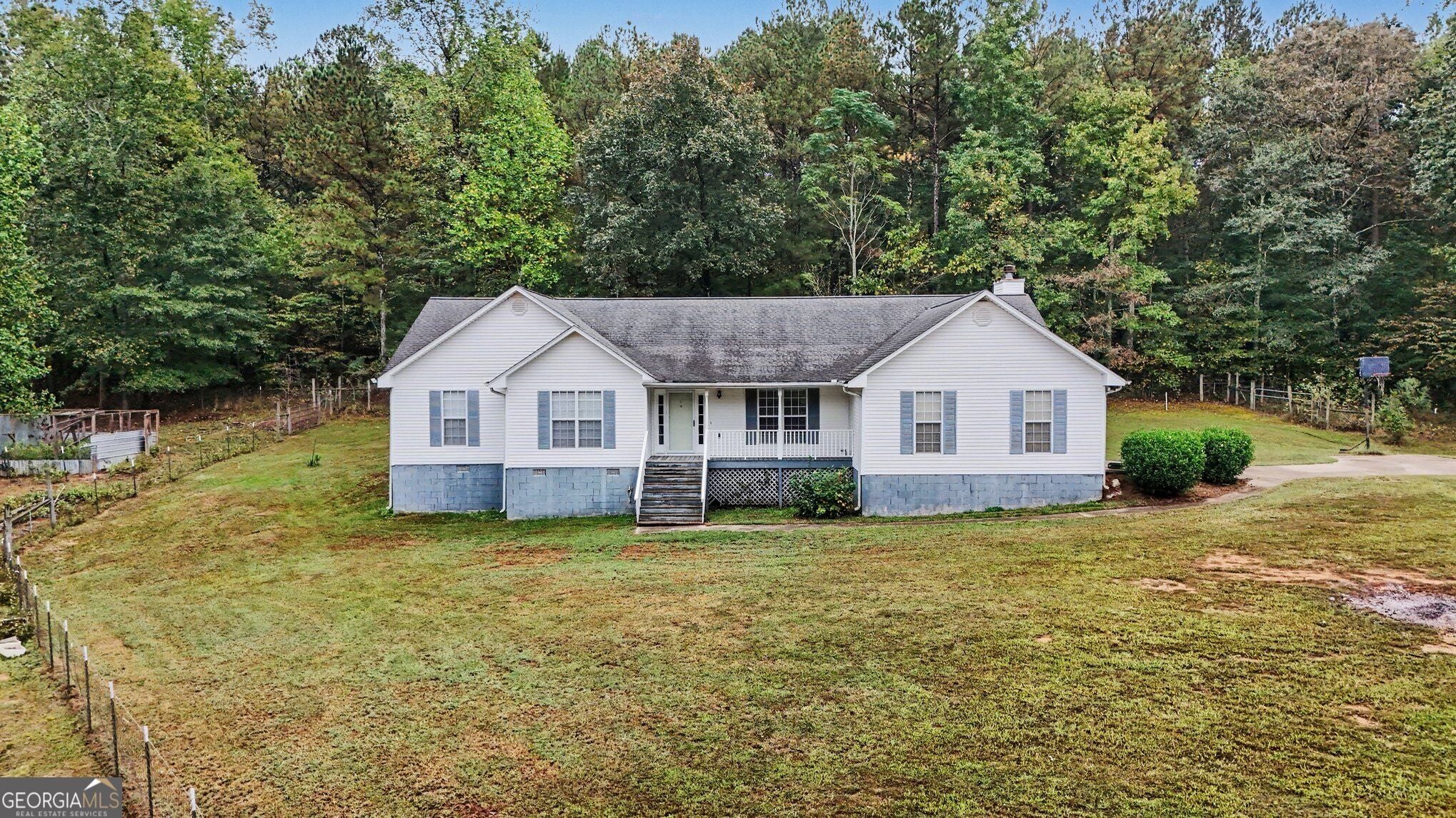 100 Brookhollow WAY