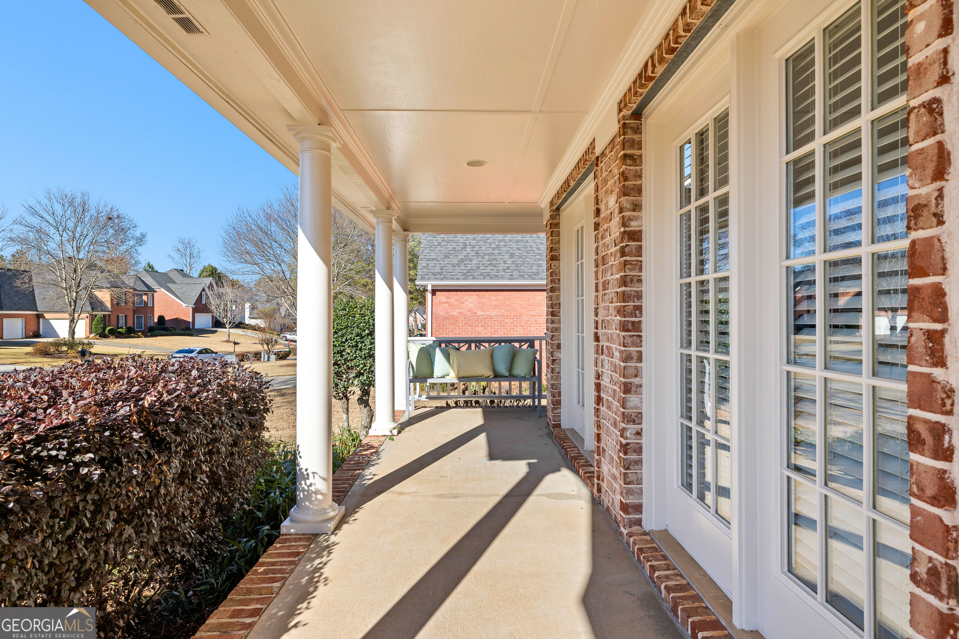 122 Holly Springs DR