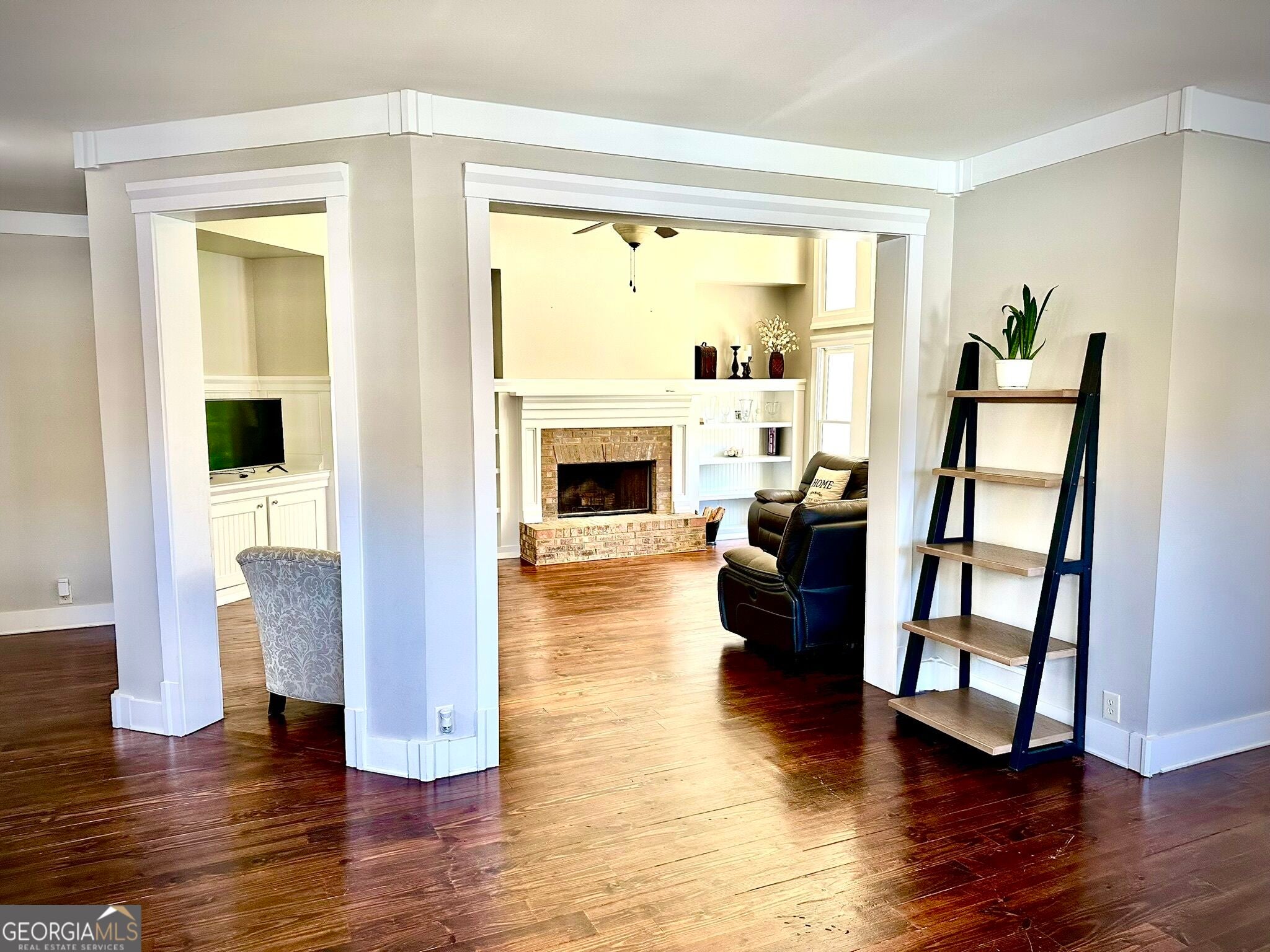143 Rose Hall LN