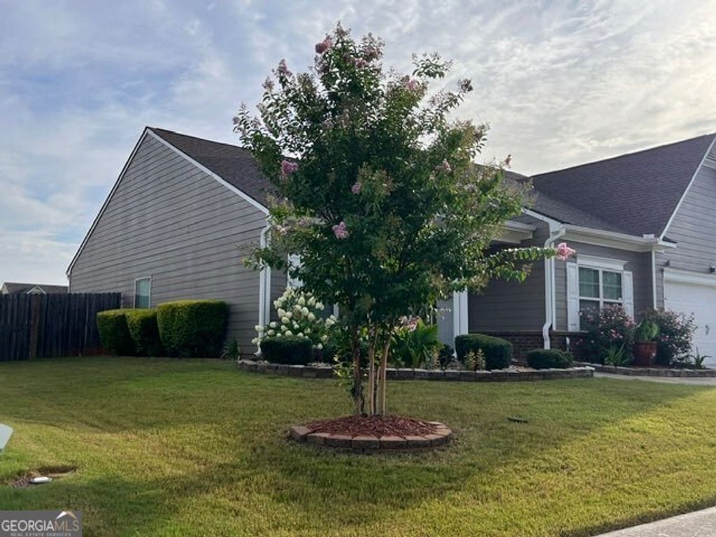 Photo of 3653 Shale Lane SE, Conyers, GA 30013 (MLS # 10813397)