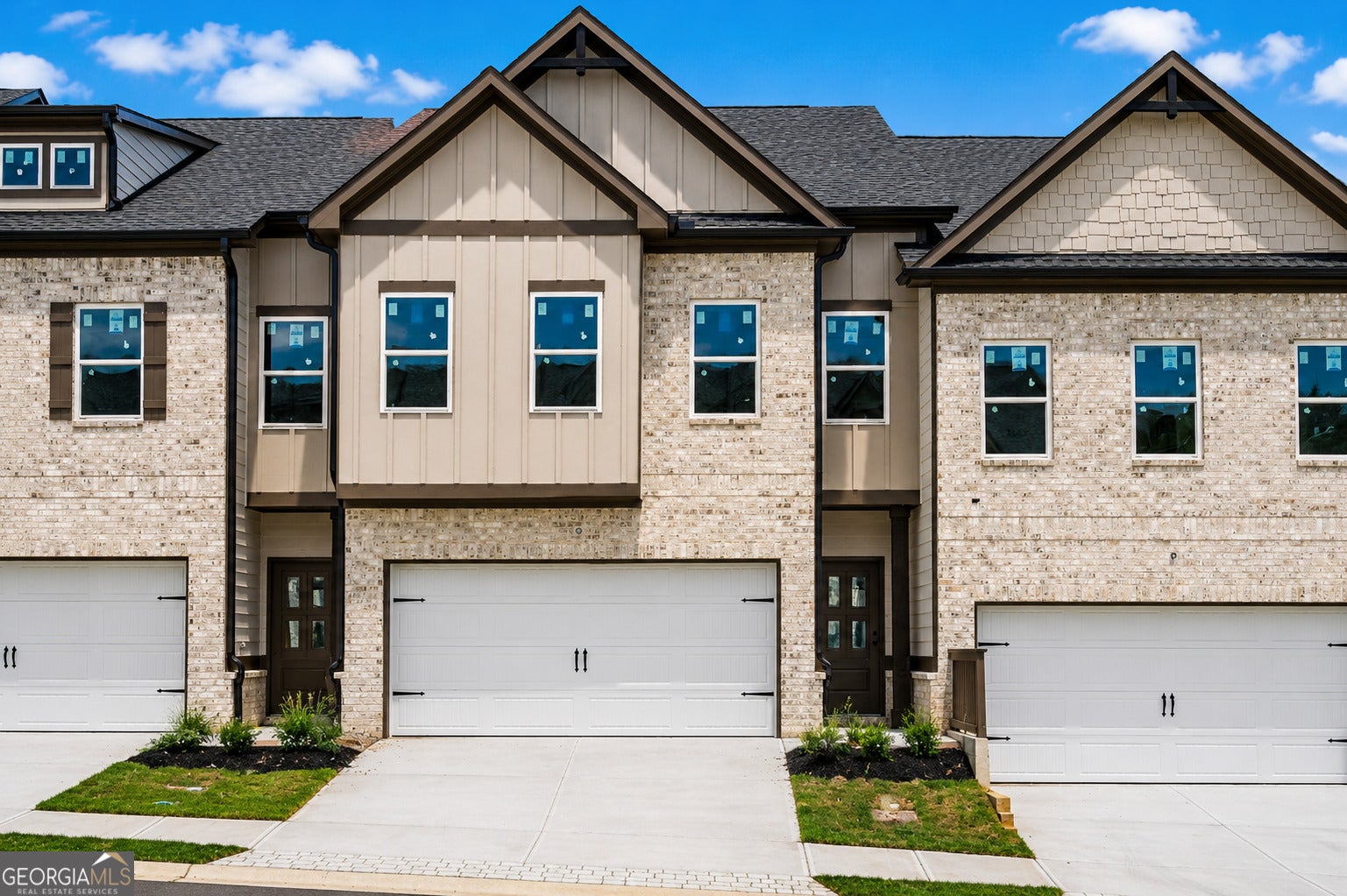 4303 Fern River BND 21
