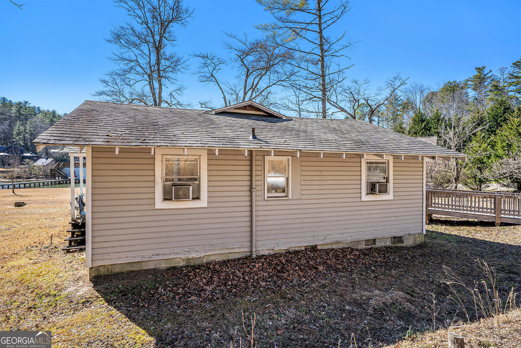 Lake Burton - Residential