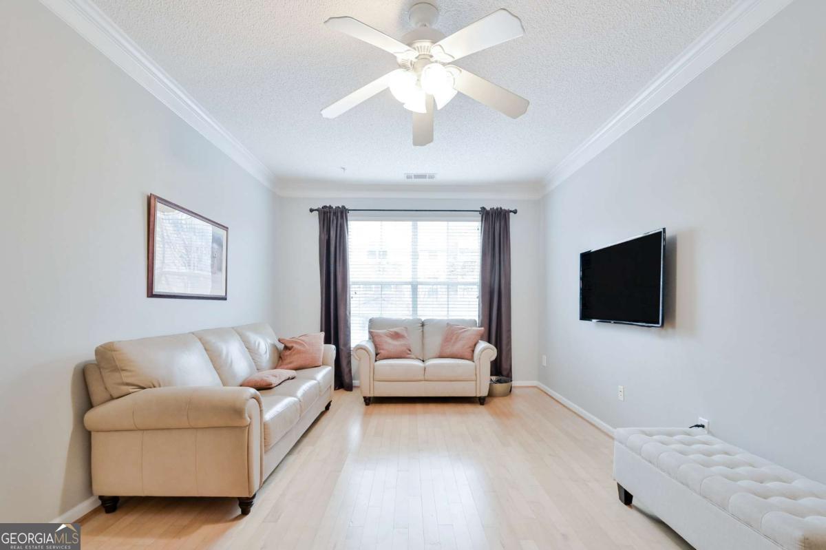 10 Perimeter Summit BLVD NE 1208