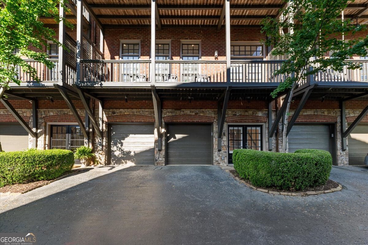 225 Founders Mill CT