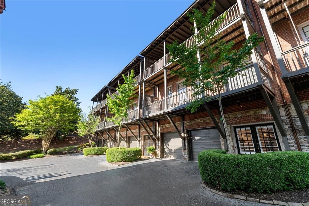 Photo of 225 Founders Mill Court, Roswell, GA 30075 (MLS # 10729416)