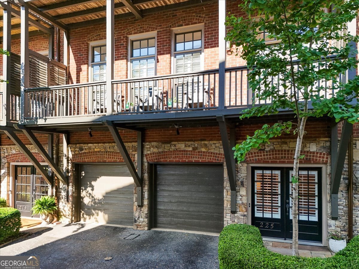 225 Founders Mill CT