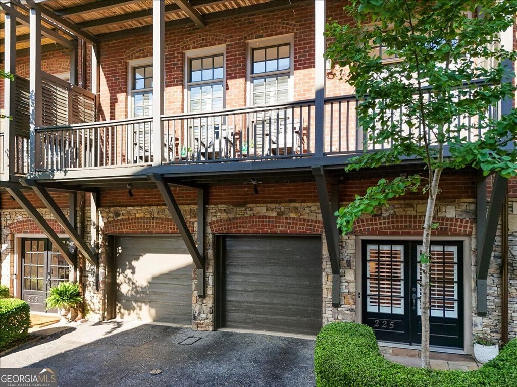 Photo of 225 Founders Mill Court, Roswell, GA 30075 (MLS # 10729416)