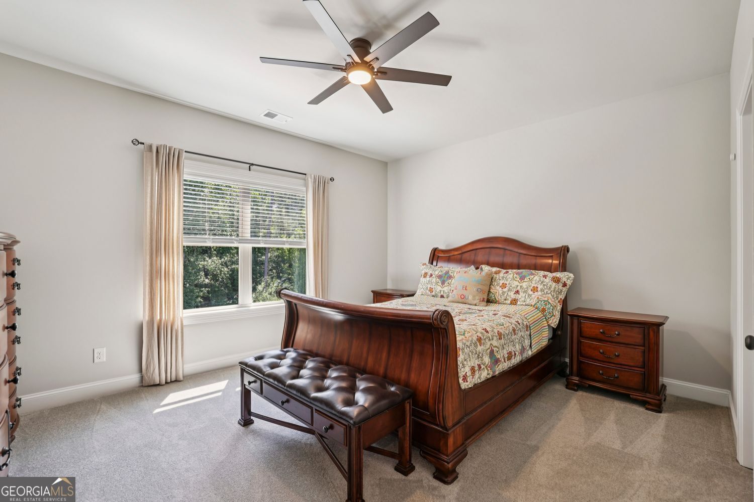 Longstreet Manor - Residential