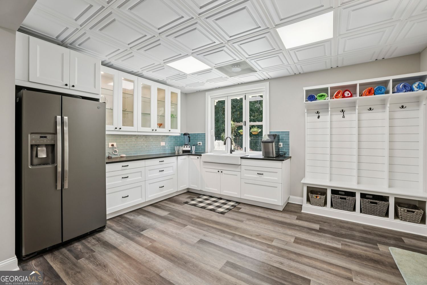 Longstreet Manor - Residential