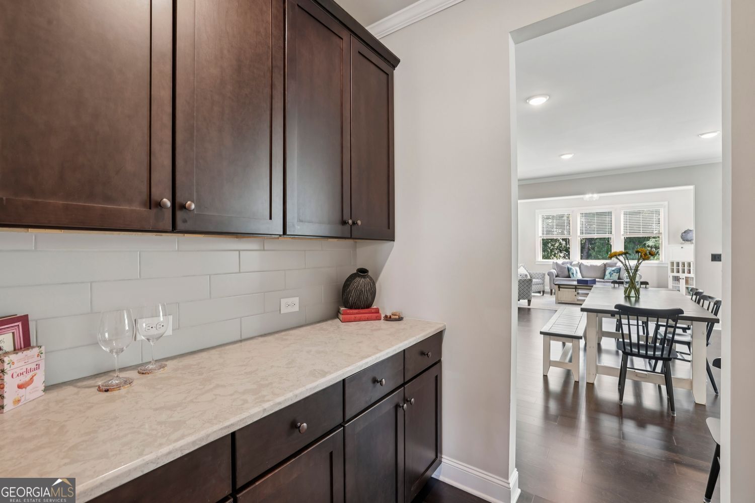 Longstreet Manor - Residential