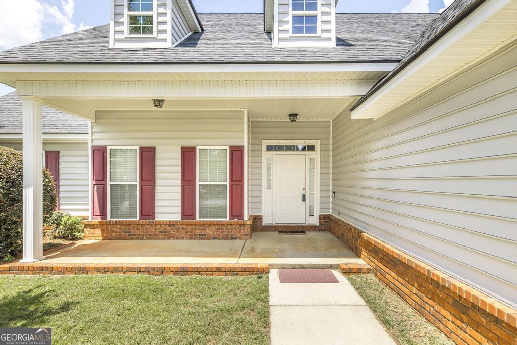 306 Lovorn CIR