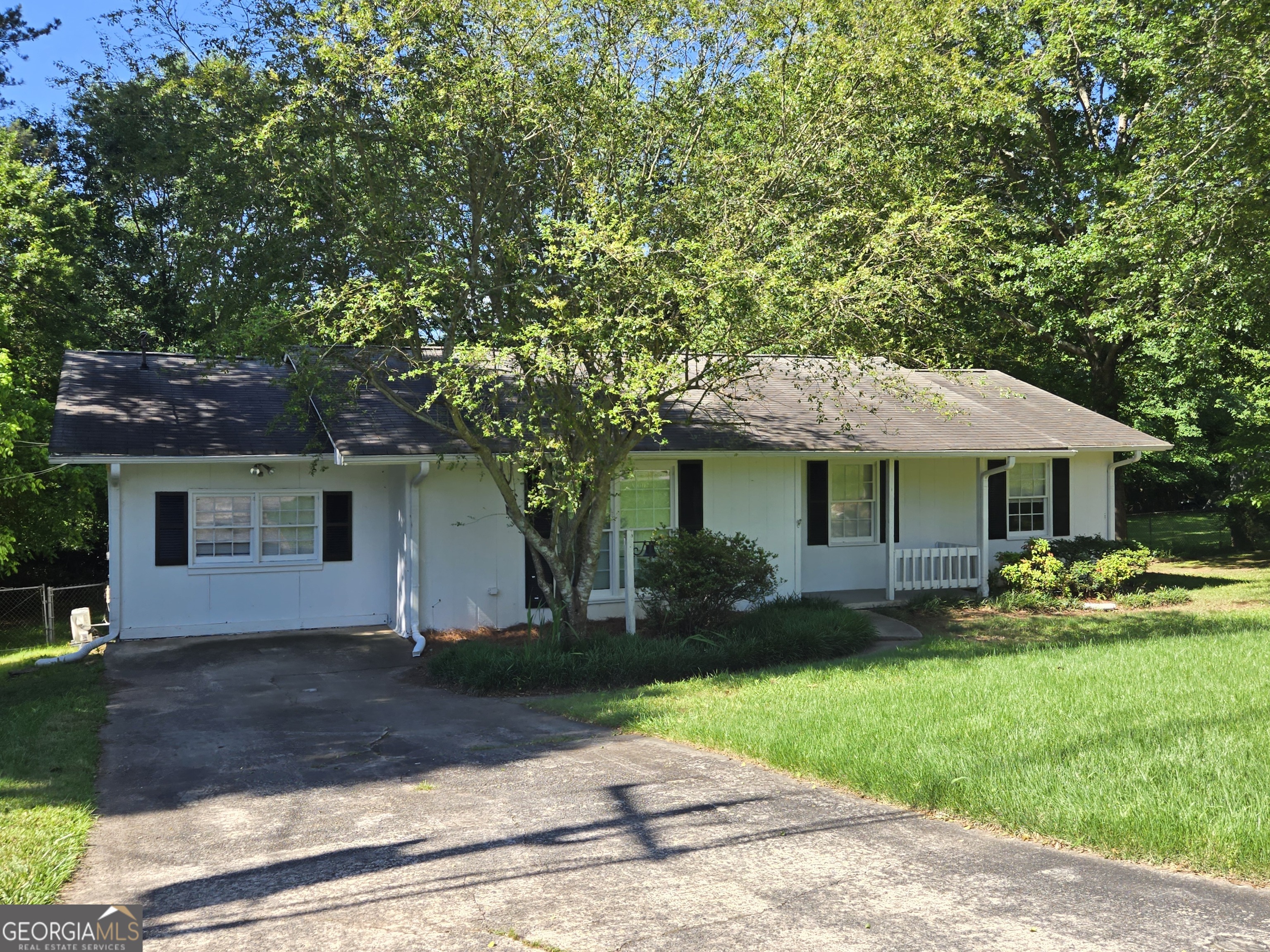 ***MOVE-IN SPECIAL*** $250 OFF OF THE FIRST MONTH'S RENT!!! Welcome to this beautifully maintained 4-bedroom, 2-bath home located in the desirable Nolin Terrace subdivision, just a few minutes walk to historic downtown Acworth. This inviting residence offers a layout ideal for families, work-from-home professionals, or anyone looking to enjoy the perfect blend of comfort and convenience. Step inside to find a kitchen that features stainless steel appliances, perfect for everyday meals or entertaining guests. The home boasts a generous living space, complemented by natural light and functional design throughout. Outdoors, enjoy a large, fully fenced backyard-ideal for pets, play, or weekend gatherings. A storage shed provides extra space for tools, lawn equipment, or seasonal items. This home is perfectly situated right on the park and minutes away from major shopping destinations, walking trails, and all the charm that downtown Acworth has to offer. Whether you're looking to explore the area's historic appeal or enjoy the convenience of nearby amenities, this location has it all. Don't miss your chance to live in this well-established neighborhood with walkable access to top local attractions!