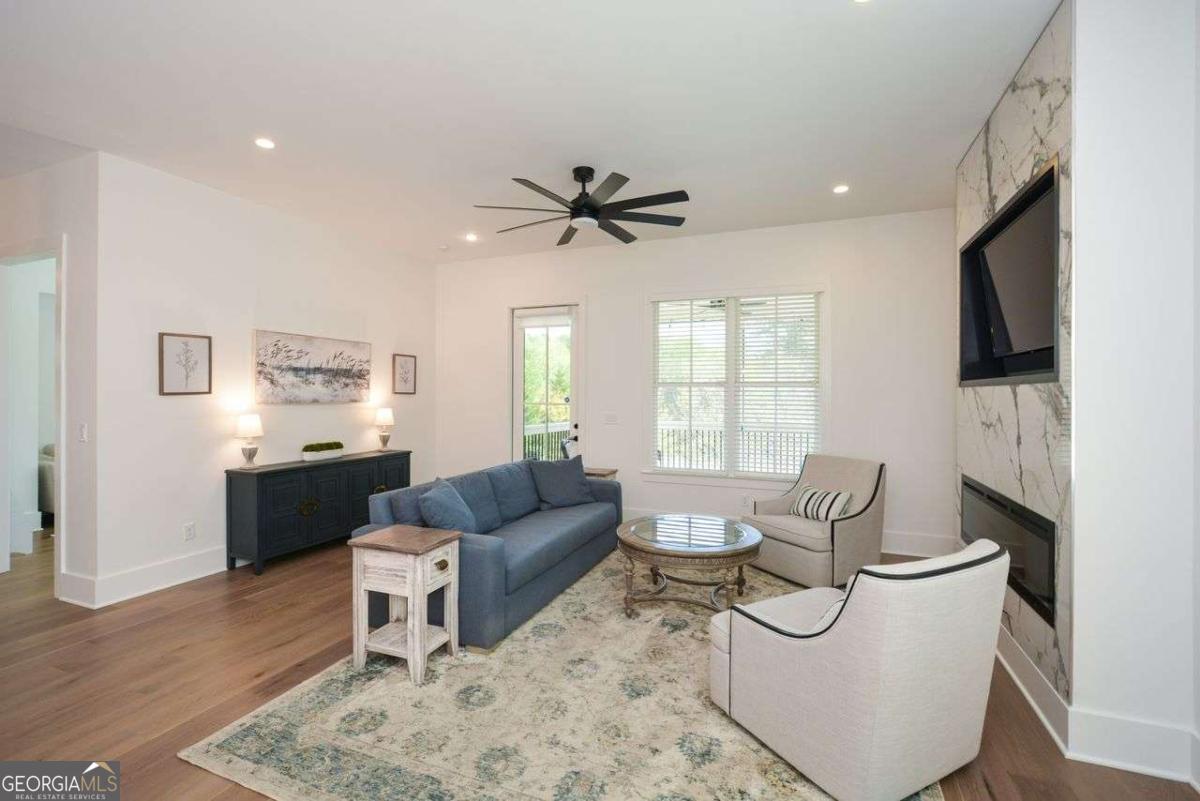 Creekside at East Piedmont - Residential