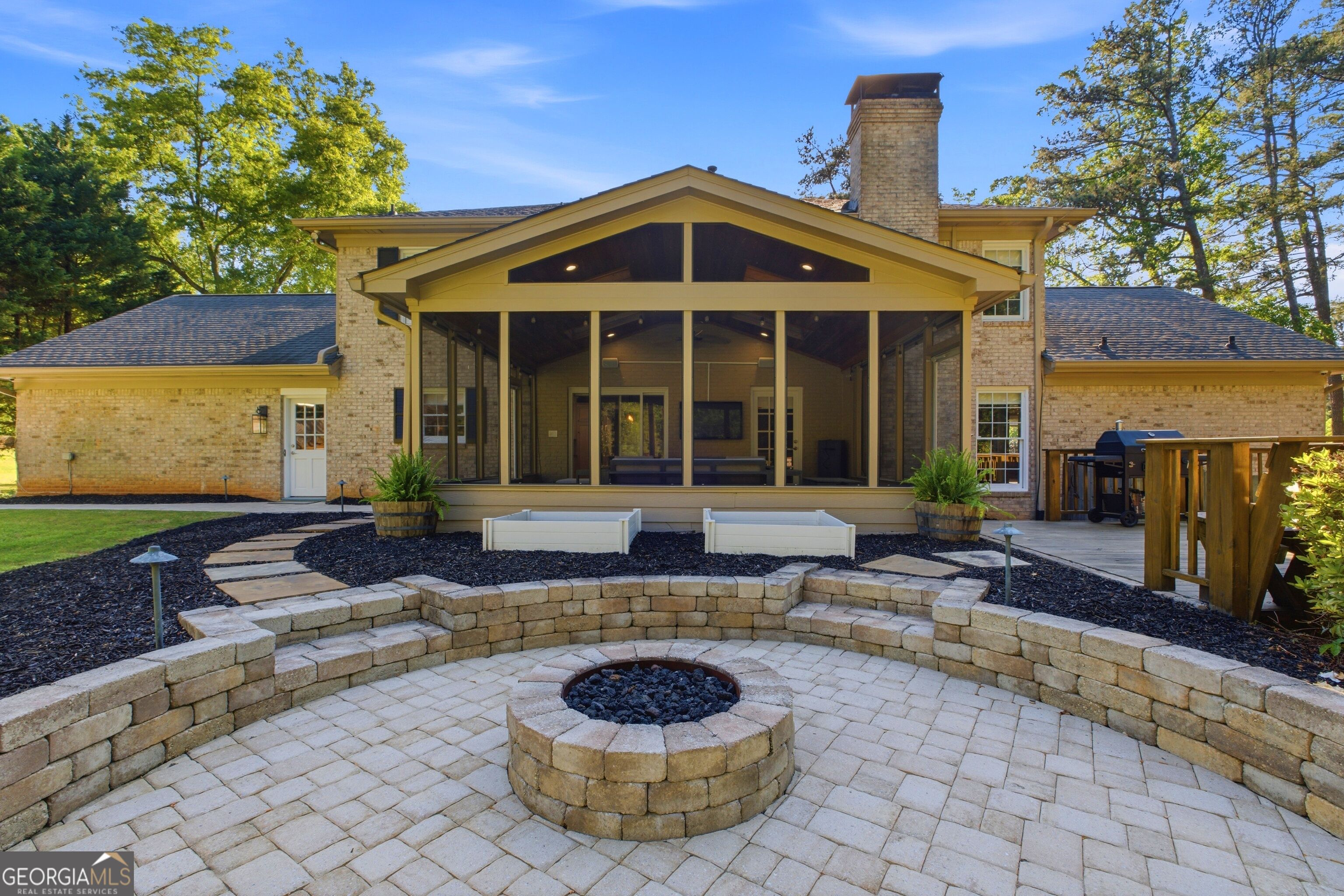 1772 Tilling WAY