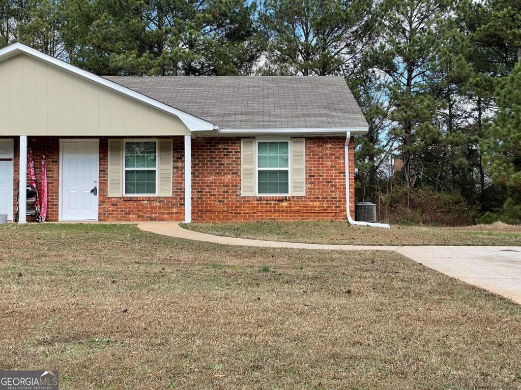 Photo of 100 Plum Orchard Road #B, Covington, GA 30016 (MLS # 10653379)