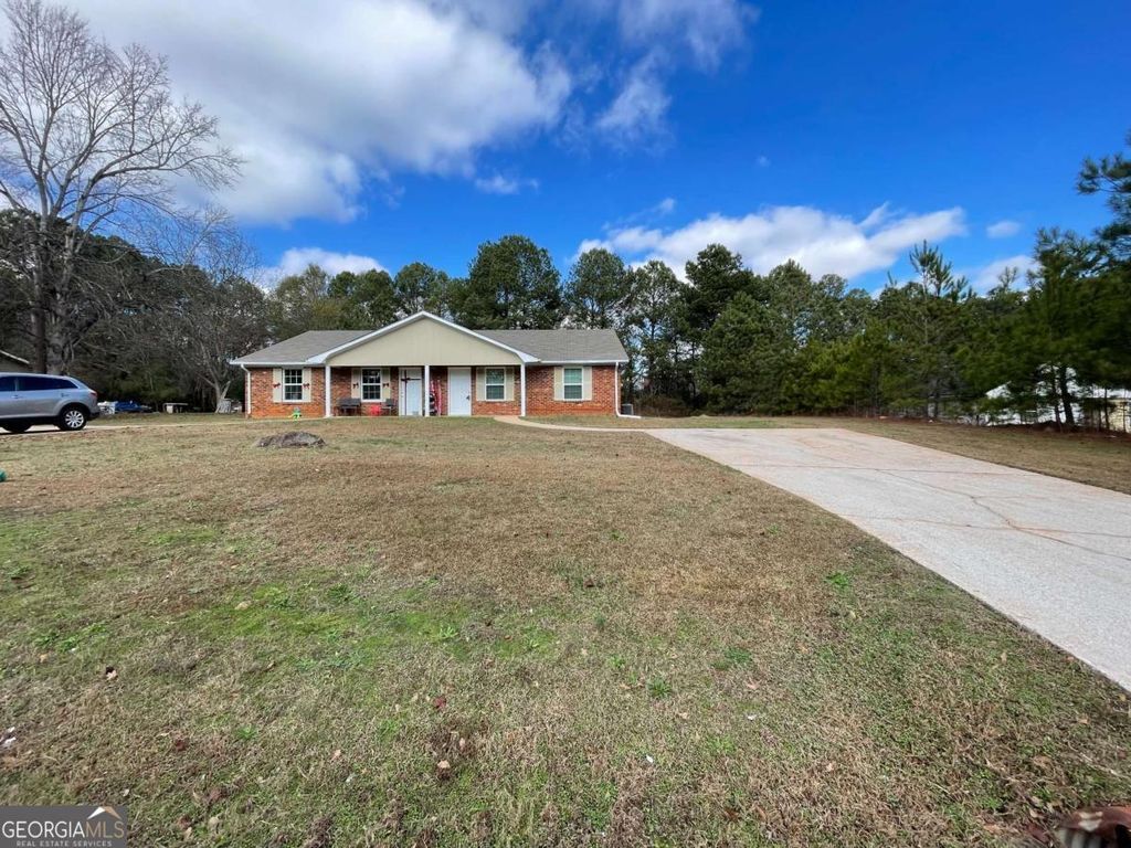 Photo of 100 Plum Orchard Road #B, Covington, GA 30016 (MLS # 10653379)