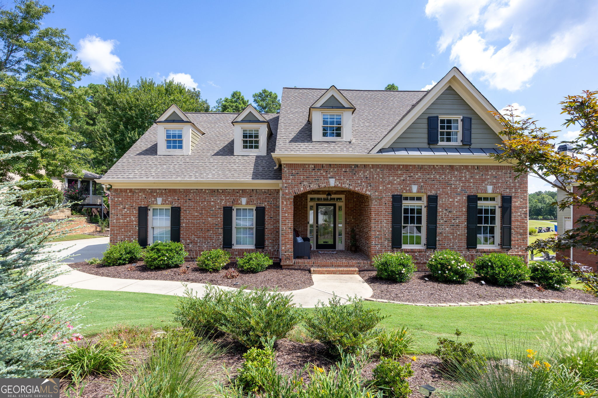 333 Golf Crest DR