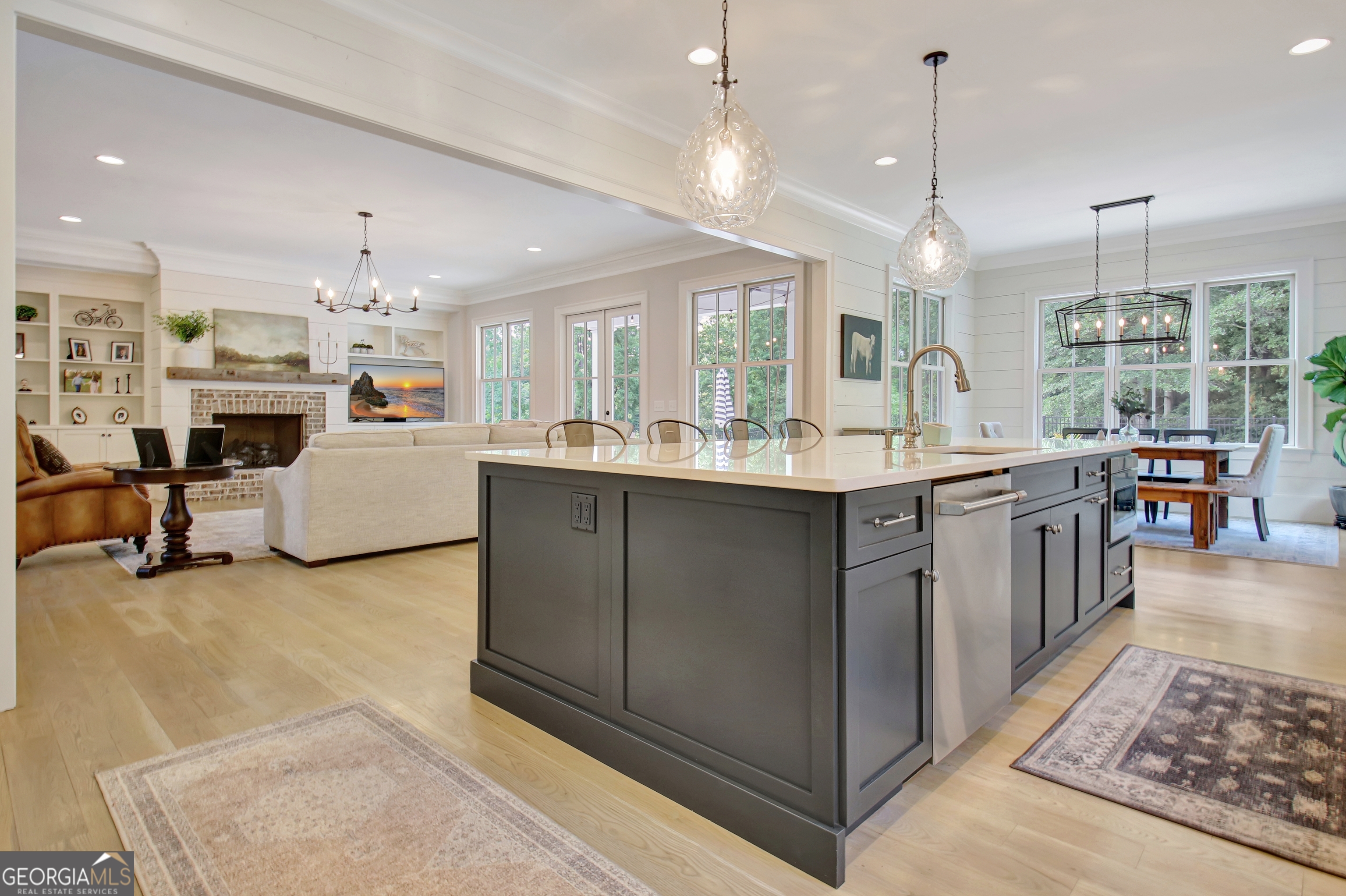 Sharpsburg, Georgia 30277, United States, 4 Bedrooms Bedrooms, ,5 BathroomsBathrooms,Residential,Active,155237