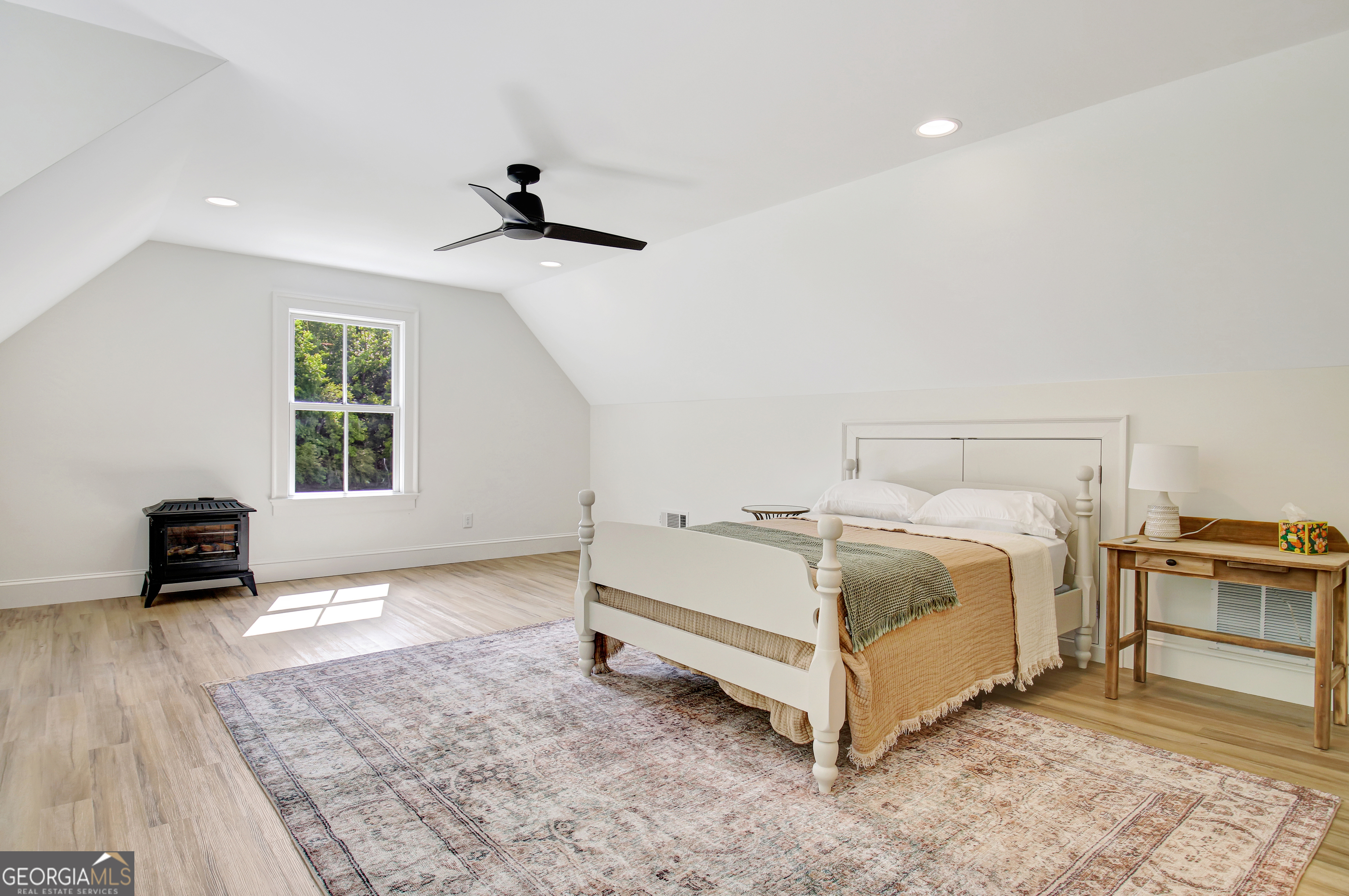 Sharpsburg, Georgia 30277, United States, 4 Bedrooms Bedrooms, ,5 BathroomsBathrooms,Residential,Active,155237