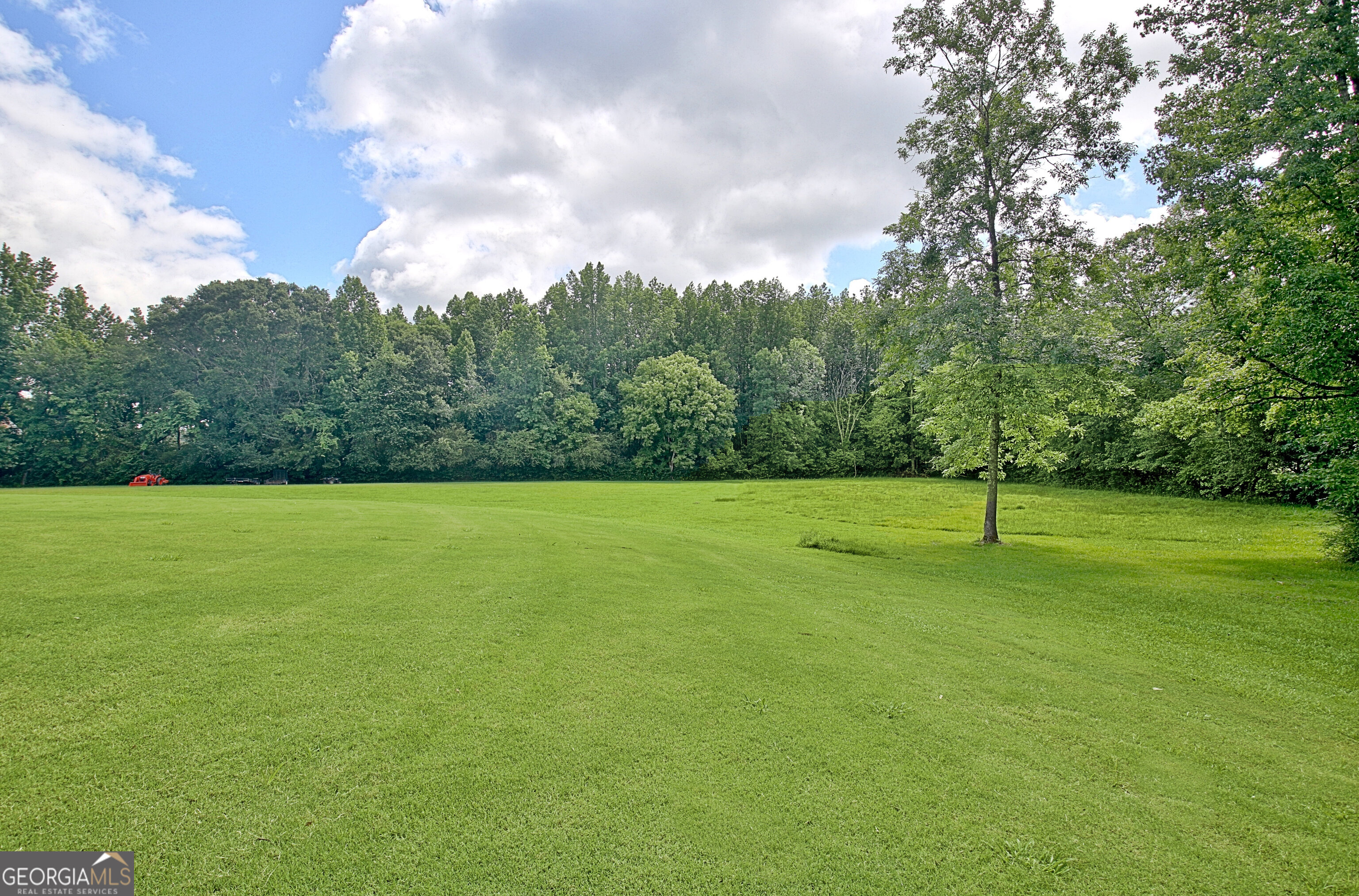 Sharpsburg, Georgia 30277, United States, 4 Bedrooms Bedrooms, ,5 BathroomsBathrooms,Residential,Active,155237