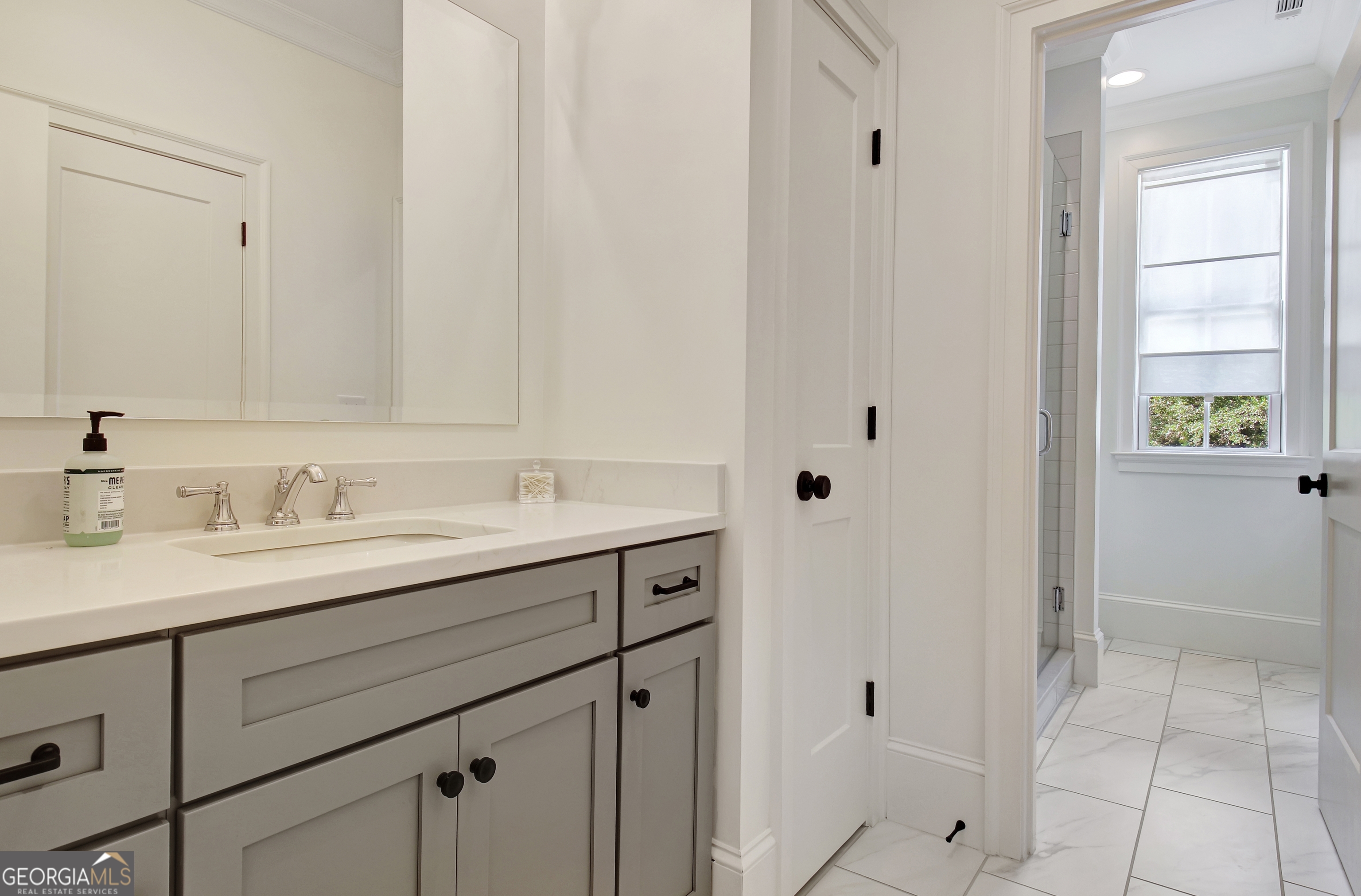 Sharpsburg, Georgia 30277, United States, 4 Bedrooms Bedrooms, ,5 BathroomsBathrooms,Residential,Active,155237