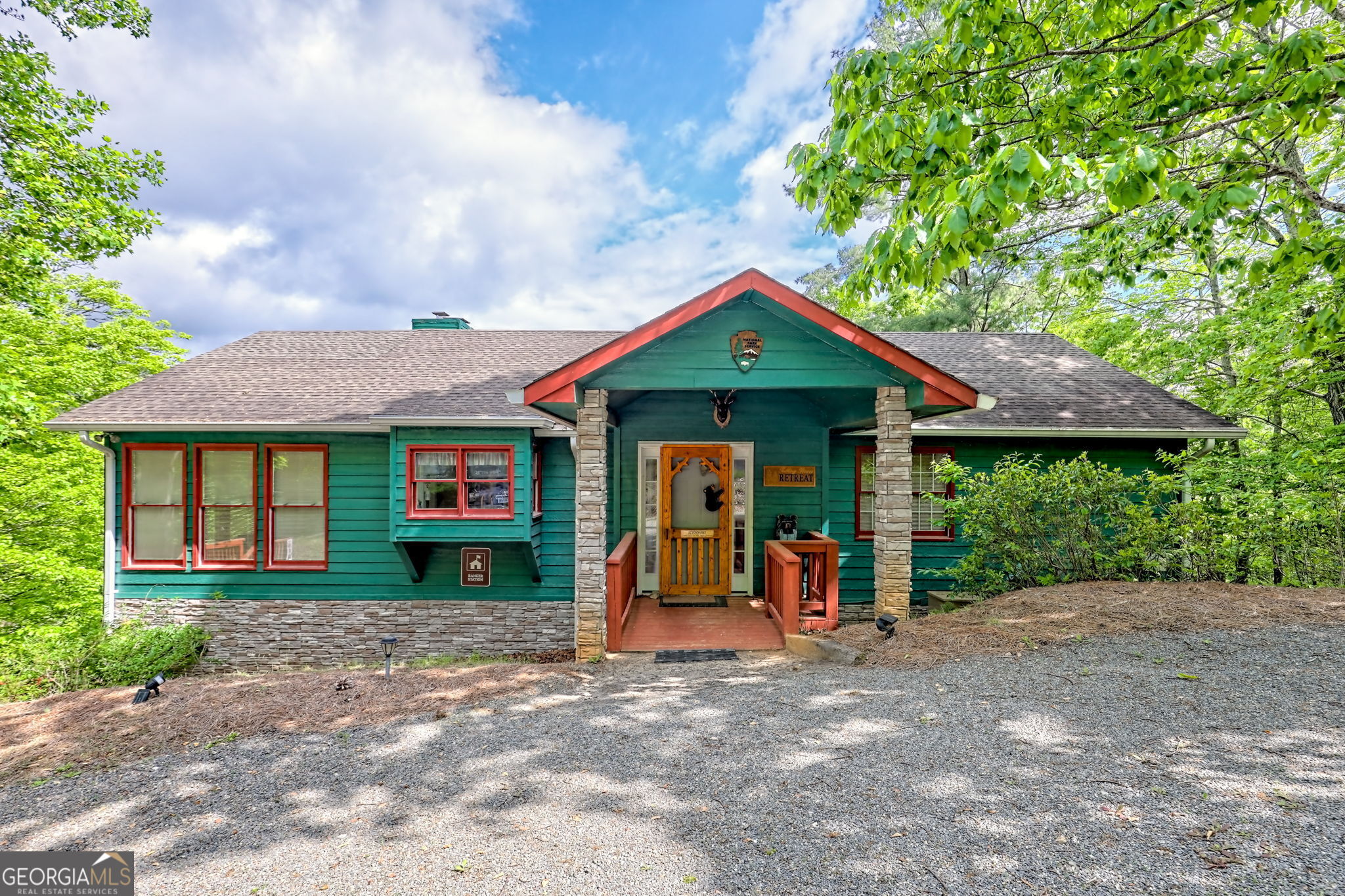 995 Glassy Mtn RD