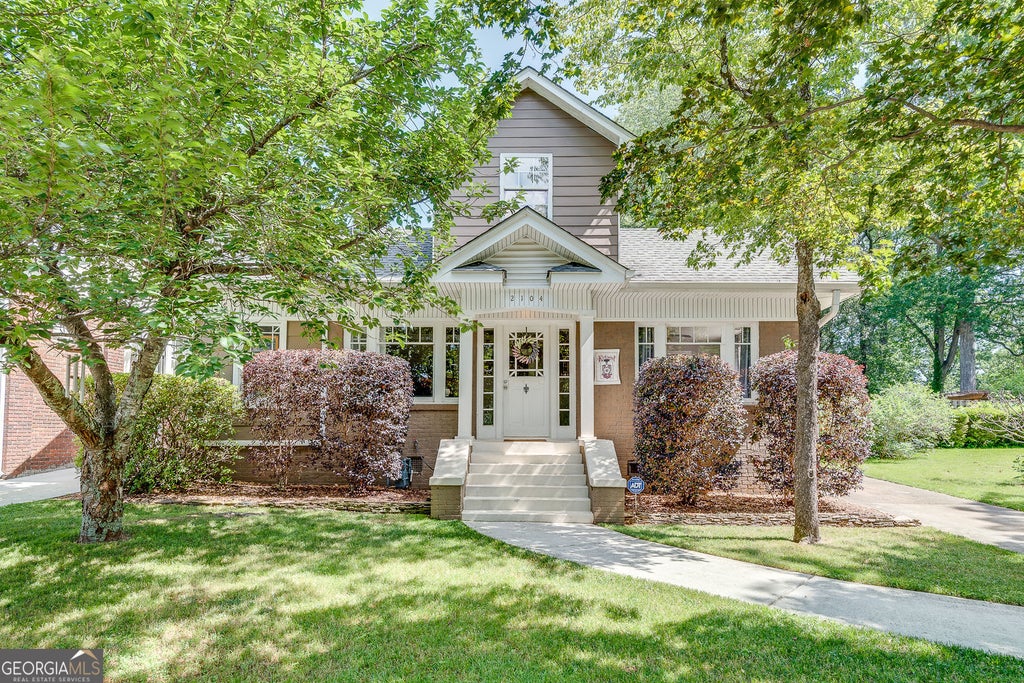 Photo of 2104 Delano Drive NE, Atlanta, GA 30317 (MLS # 10839401)
