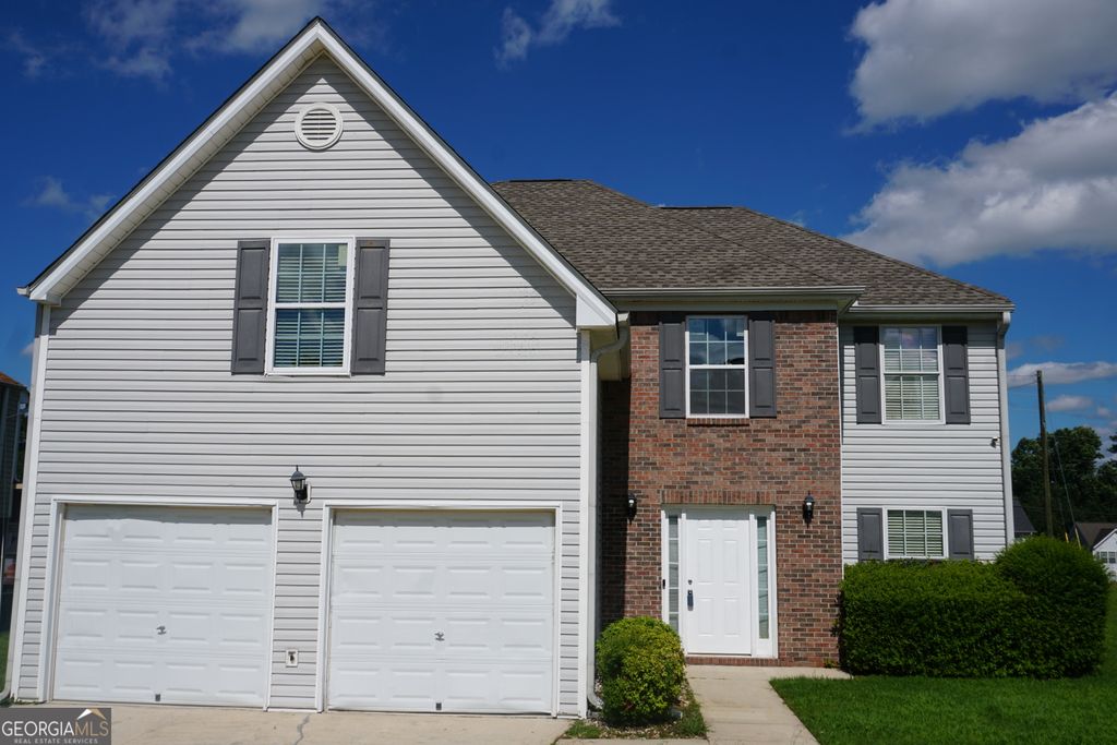 Photo of 6472 W Meyer Court, Morrow, GA 30260 (MLS # 10792355)
