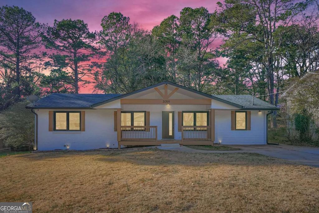 Photo of 3059 Will Rogers Place SE, Atlanta, GA 30316 (MLS # 10742214)