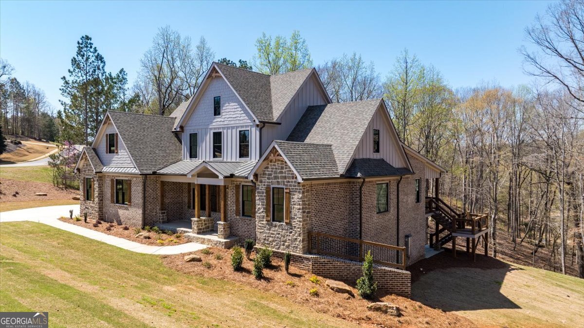 100 Forest PL